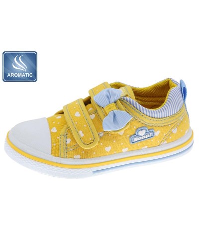 Canvas Shoes
 Size-22